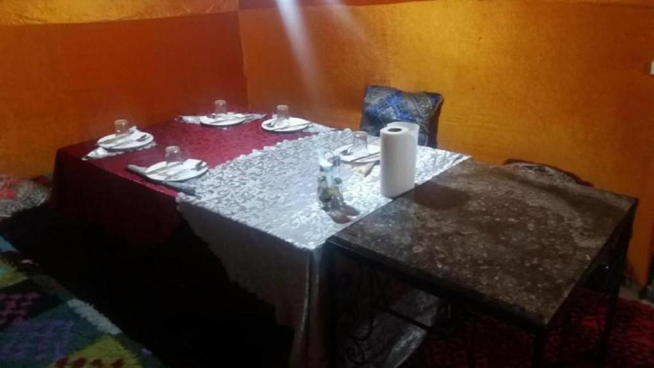 Nomad Bivouac Hotel Merzouga Eksteriør billede